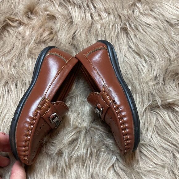 Brown Leather Dress Shoes with Moccasin Stitching and Buckle Accent - Picture 6 of 10
